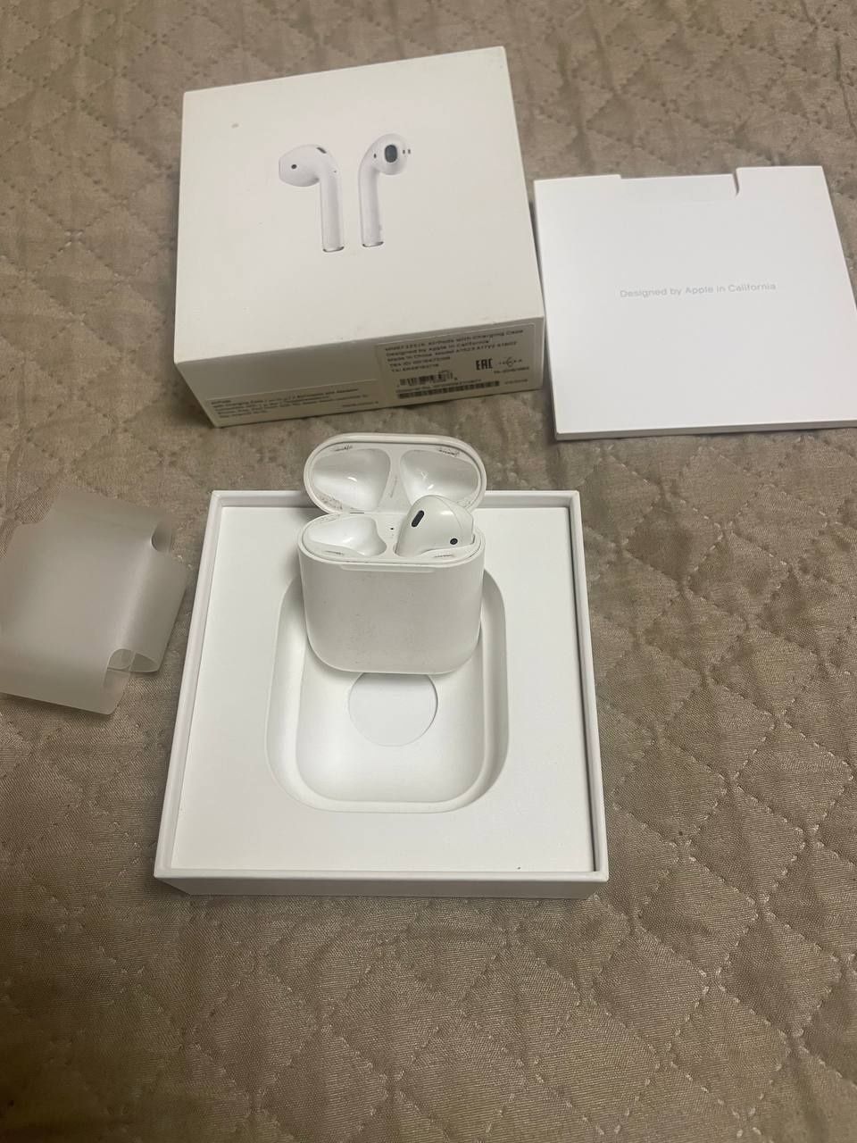 Airpods A1523 1 поколения