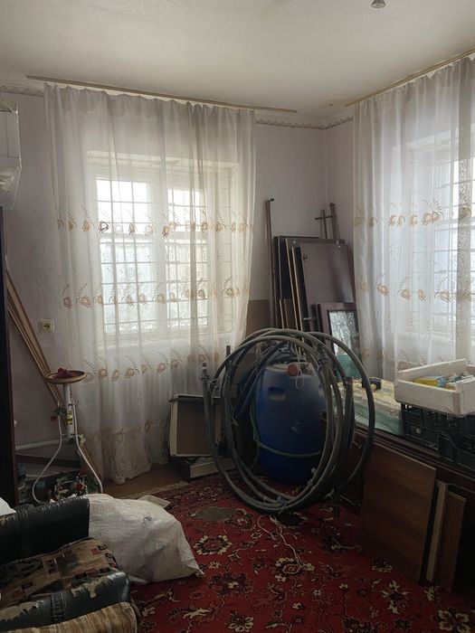 Дом в селі Ганнинське