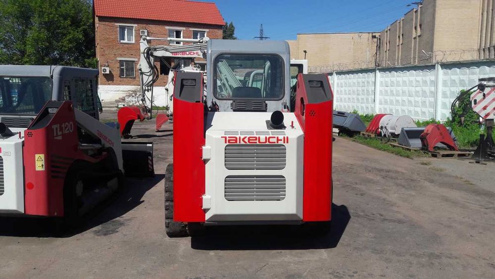 Гусеничний навантажувач Takeuchi TL150 оренда