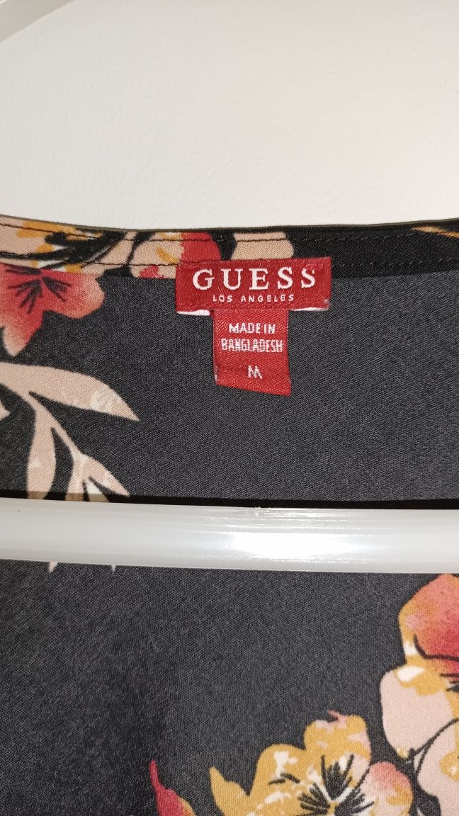 Bluzka wiązana łańcuszkiem  Guess M
