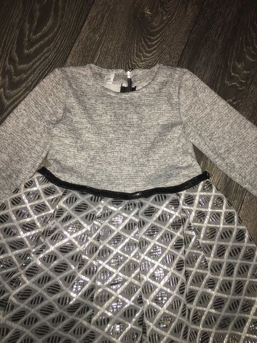 Sukienka elegancka rozm 104