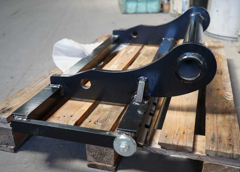 Ramka do wideł paleciak mocowanie Manitou 410/JCB Q-fit/New Holland TH