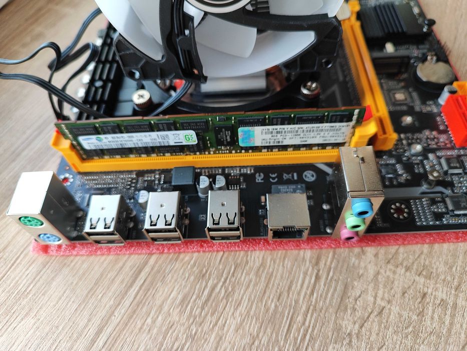 Комплект Материнская Плата Х79 + CPU 10 ядер + ОЗУ 16 гб+ Охлад RGB