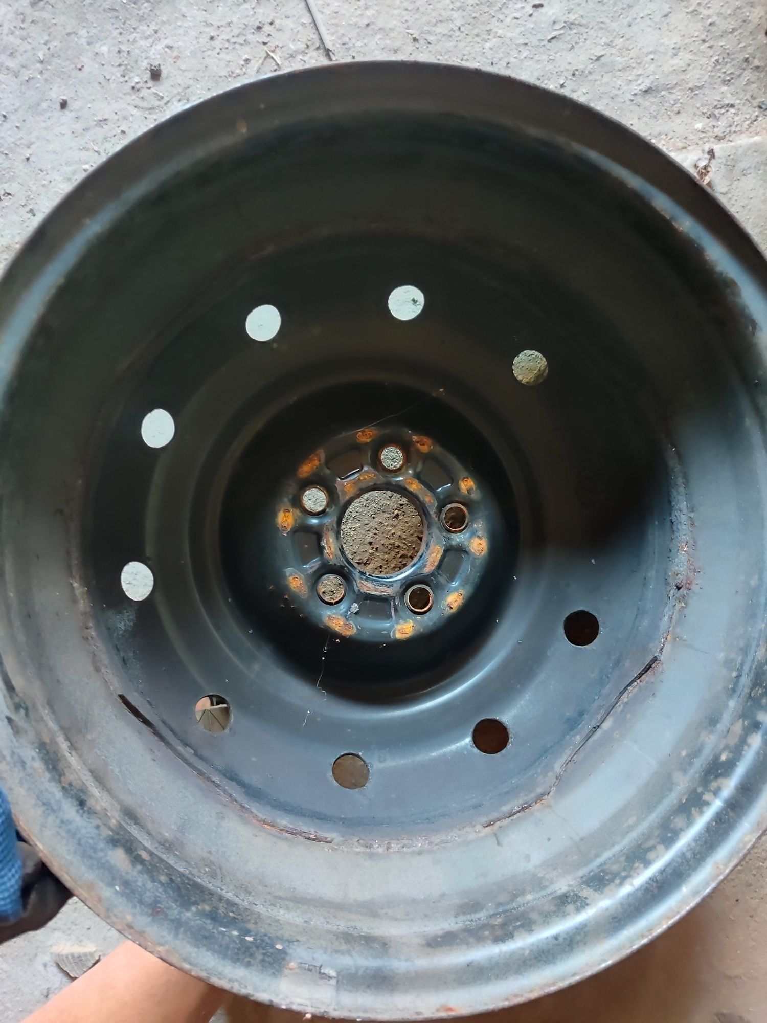 Диски металеві r16 subaru 5.110