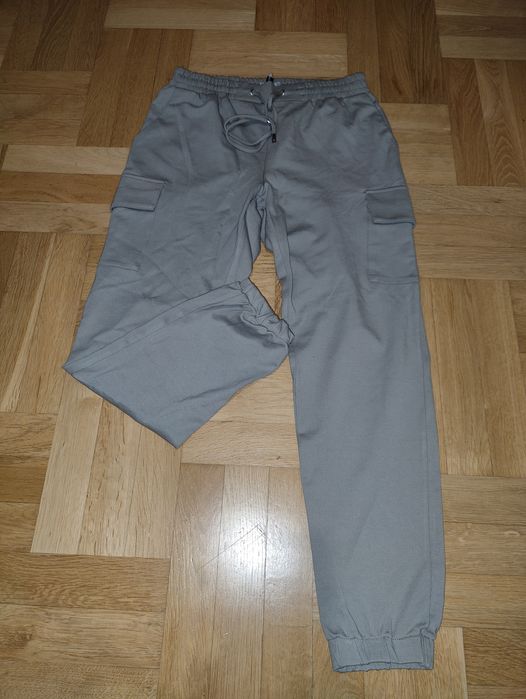 Spodnie typu cargo, dresy rozmiar 38