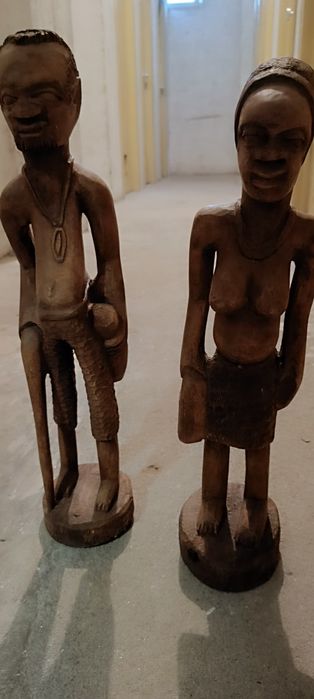 Artesanato africano. Idosos