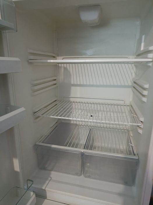 Продам холодильник б/у