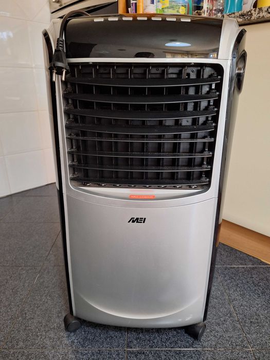 Climatizador Ar Quente/Frio Portátil