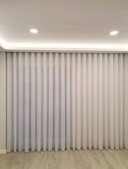 Vendo cortina com fita girassol 8,10x2,56 altura nova