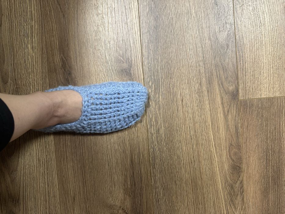 Теплі вʼязані капці