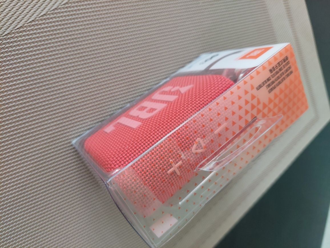 Głośnik JBL GO 3, nowe
Jest pudełko i kabel