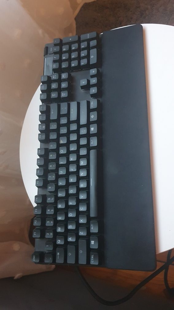 Klawiatura mechaniczna Apex 7