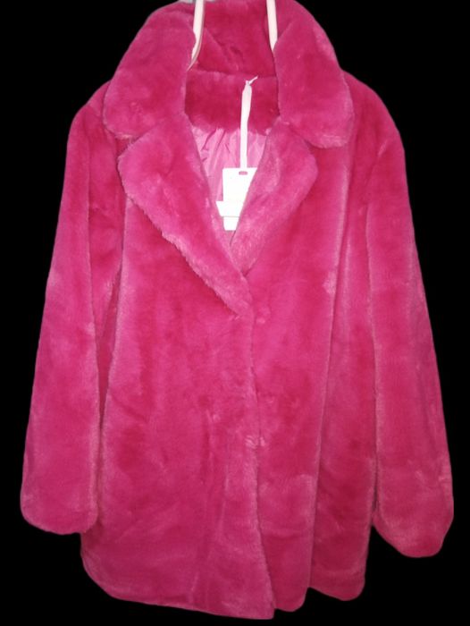 Novo: Casaco pelo rosa, tamanho XL