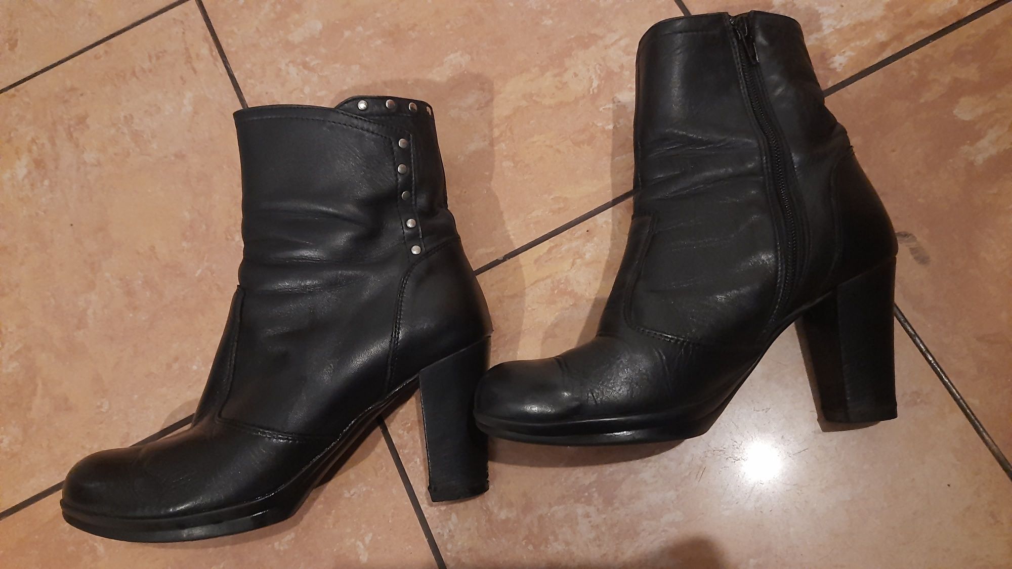 Botki kozaki buty zimowe Venezia 39 skóra