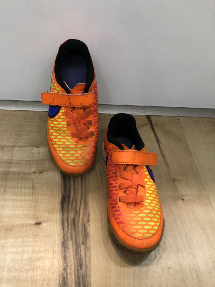 Nike Magista - dziecięce halówki roz. 31