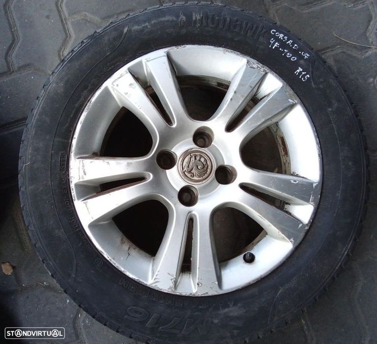 Jantes Opel R15 com pneus 185/65 furação 4x100