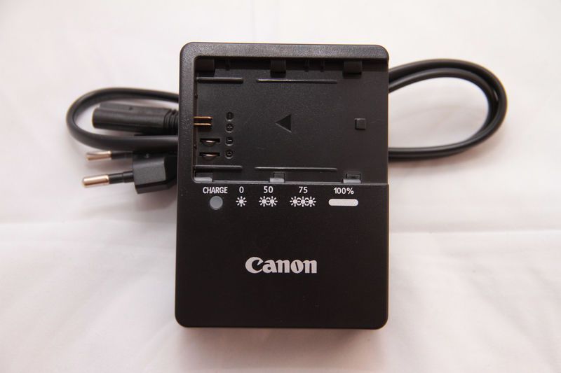 Зарядное Canon LC-E6E LP-E6 EOS 70D 60D 6D 7D 5D Mark II