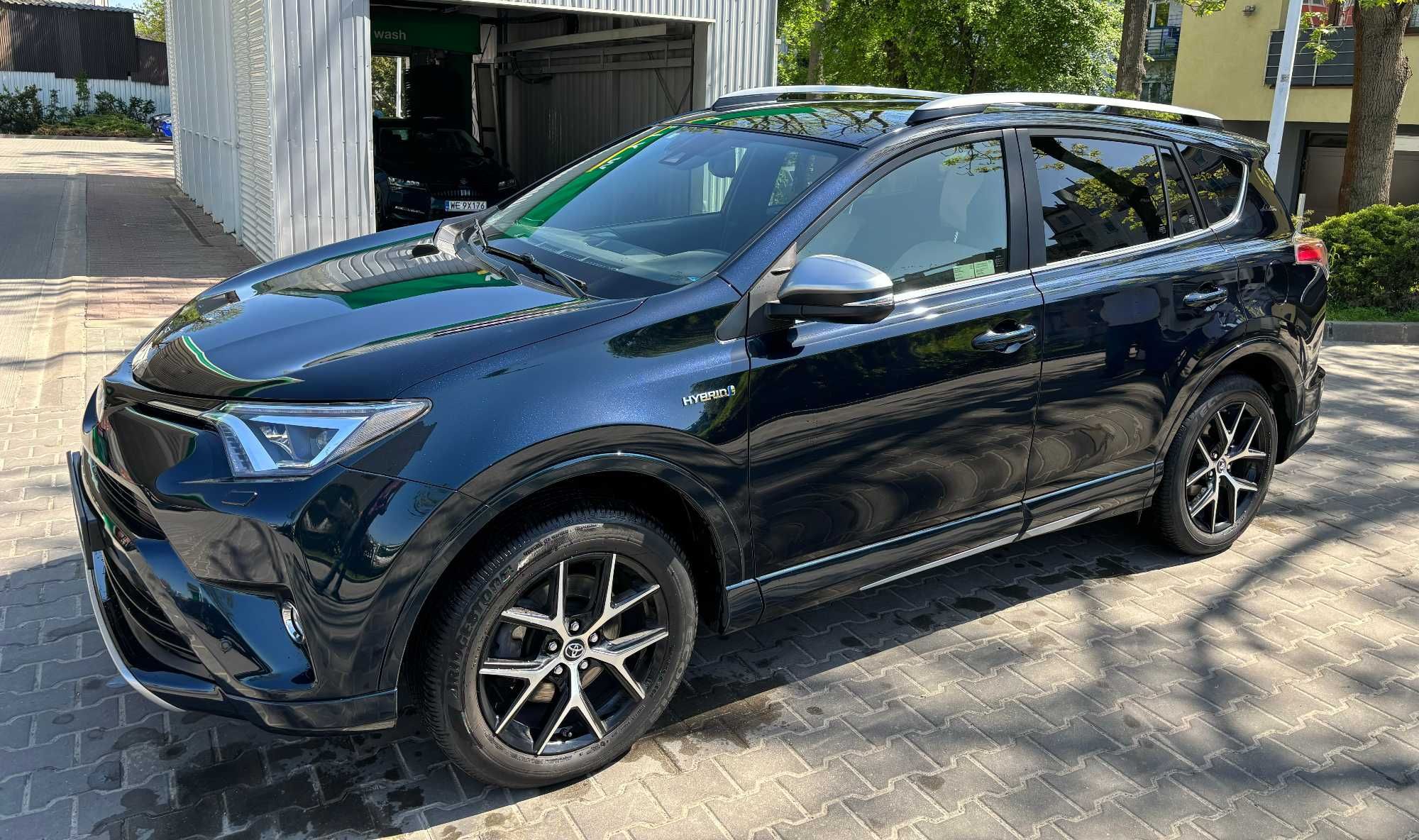 Toyota RAV4 Selection Hybrid