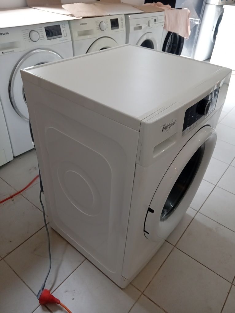Maquina lavar roupa