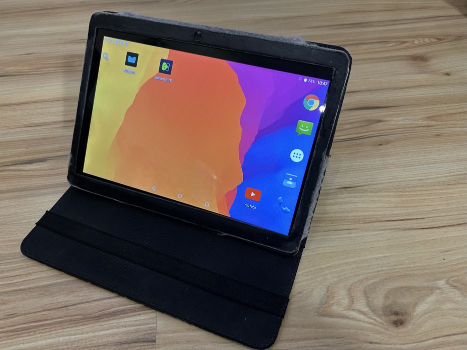 Планшет Nomi C10105 Stella+ 10.1"3G 16GB Black цілий робочий