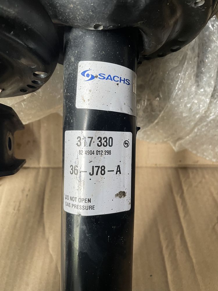 Комплект амортизаторів, стойка Sachs на VAG  317330