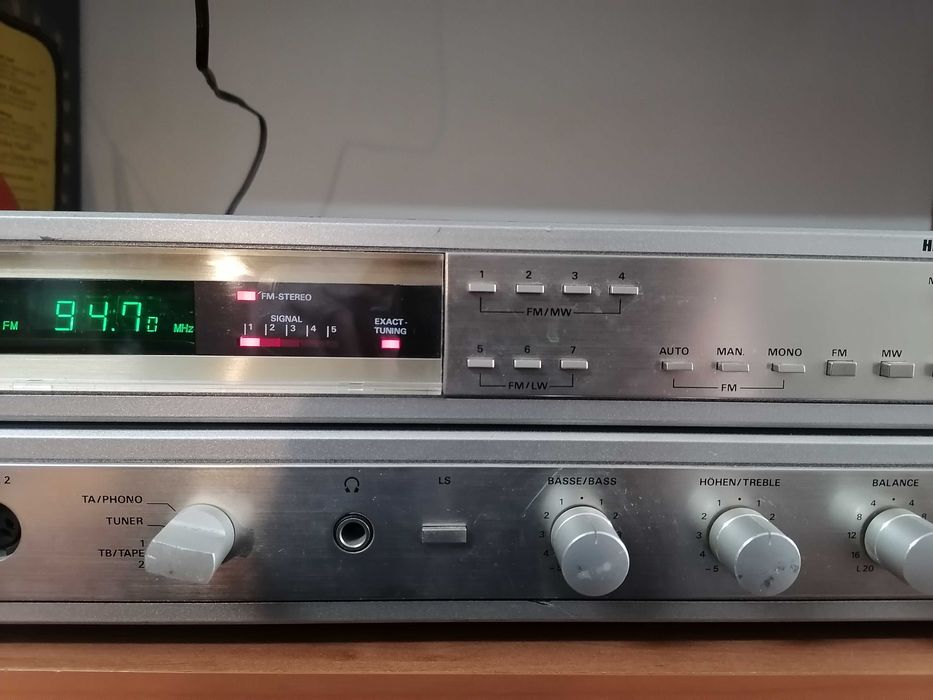 Amplituner Grundig R500 high fidelity AM/FM Stereo Receiver (1982-83)