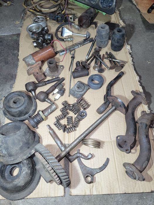 Заз ретро запчастини