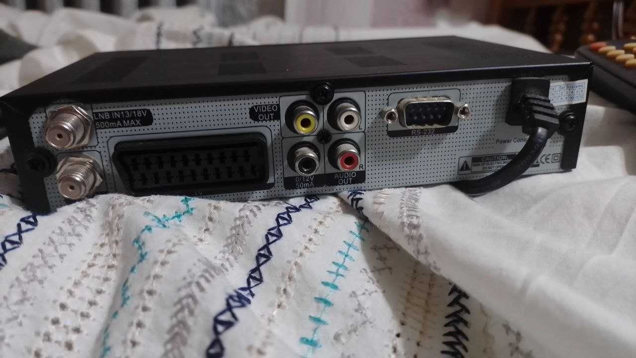 Спутниковий тюнер Orton 4060CX Plus