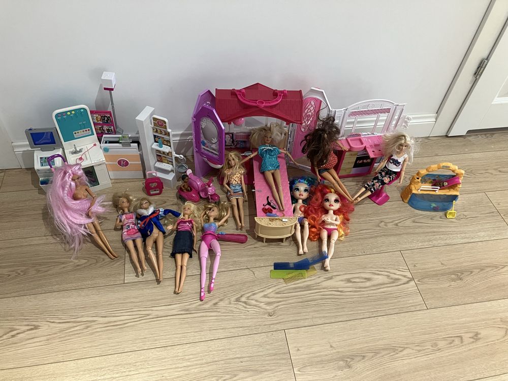 Barbie mix - dom, lekarz , basen dla zwierzat i sklep