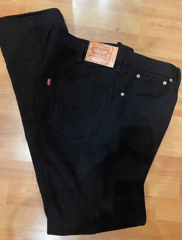 Продаю новые джинсы Levis разных размеров из черного денима