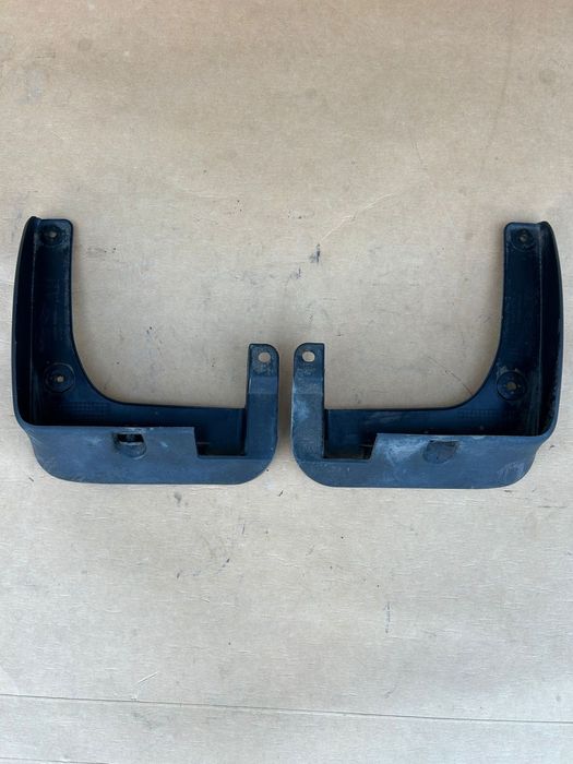 Chlapacz przedni prawy lewy Hyundai i40