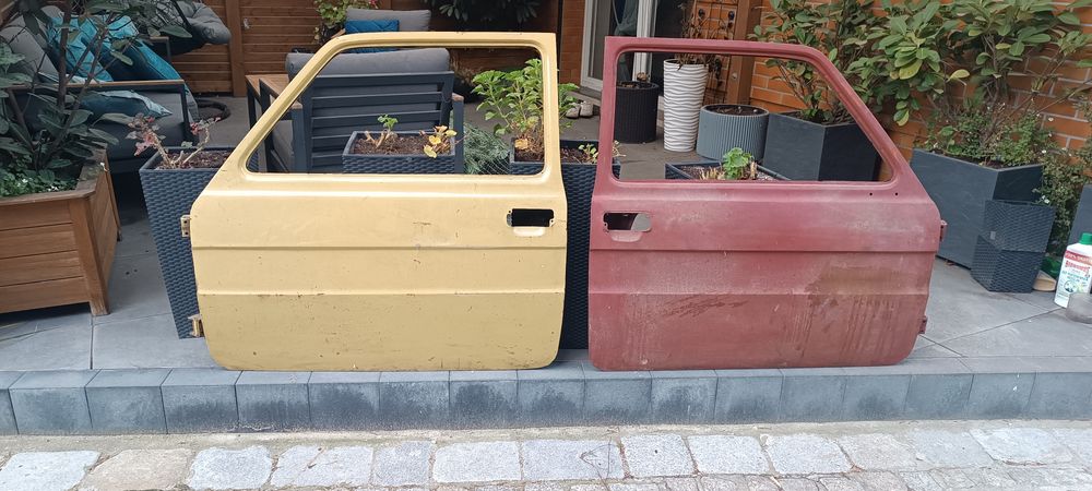 Fiat 126p St drzwi lewe