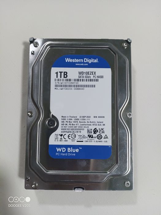 Жорсткий диск Western Digital Blue 1TB 7200rpm 64MB WD10EZEX 3.5 SATA