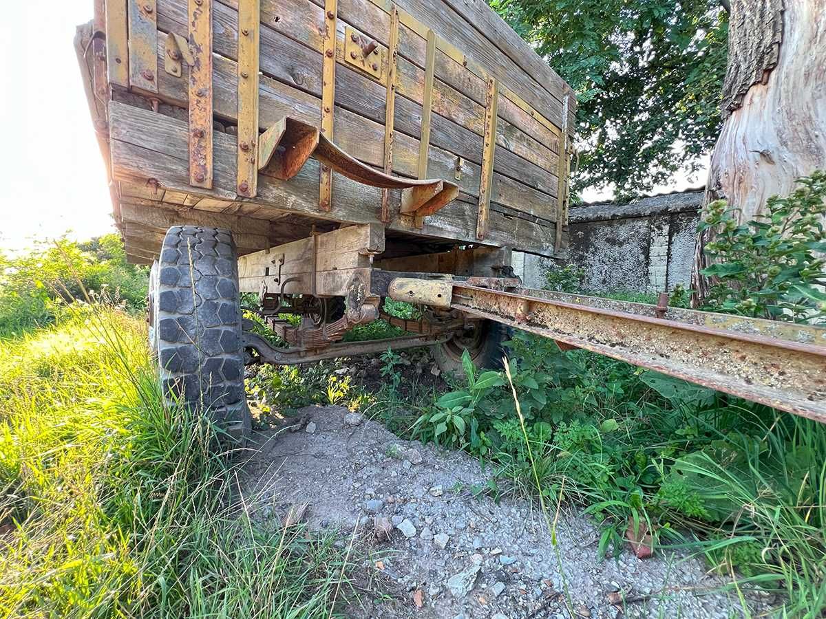 Трактор Т-40 прицеп культиватор плуг діскова борона картоплекопалка