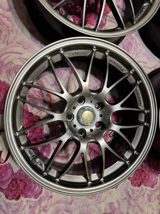 Rays Volk racing 18 7,5 114,3 et35