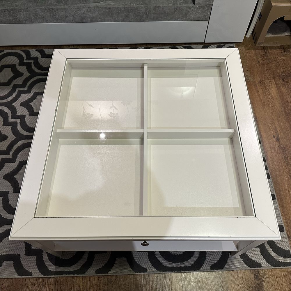 Stolik Ikea z szufladą