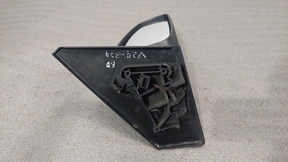 Retrovisor / espelho direito RENAULT Megane III (BZ0_)