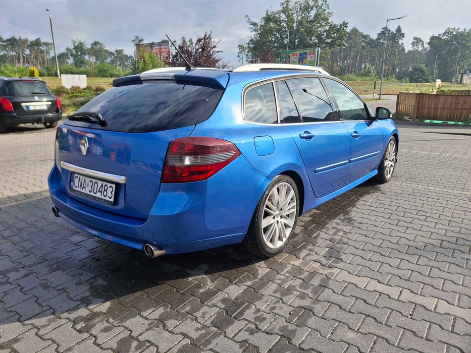 Renault Laguna III 2.0DCI 178koni 4Control