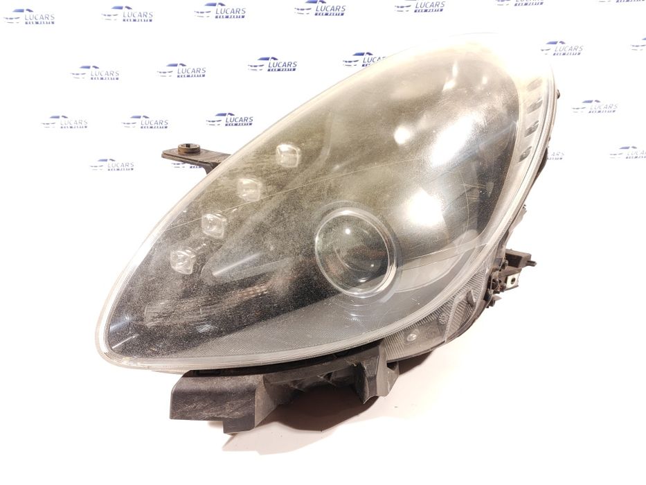 Lampa lewa przód przednia UK Alfa Romeo Giulietta