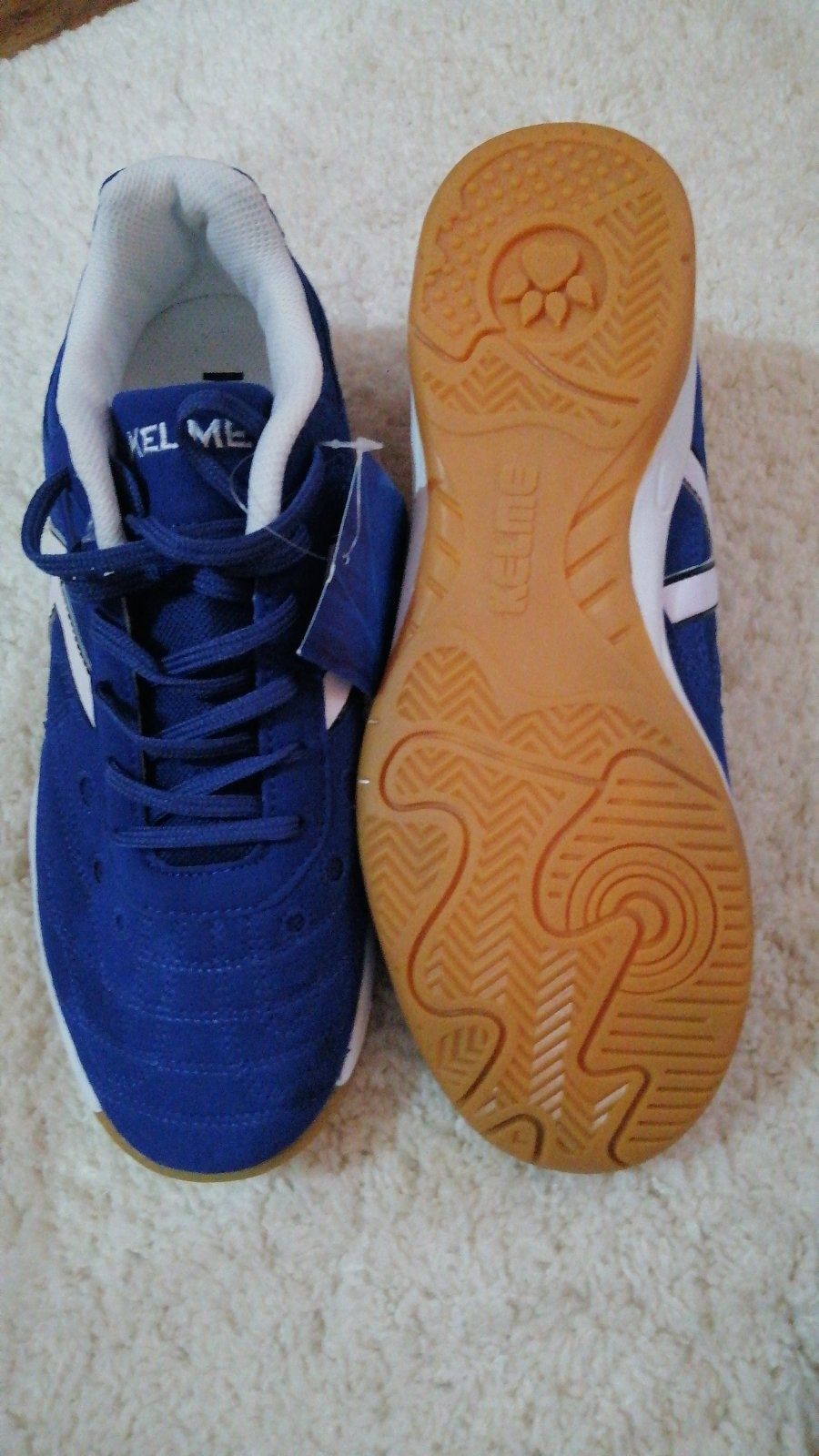Бутси, сороконожки  футзалки. Футбольная обувь Adidas Nike, Joma Kelme
