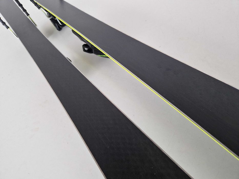 Narty Fischer RC4 SC 160 cm (1)