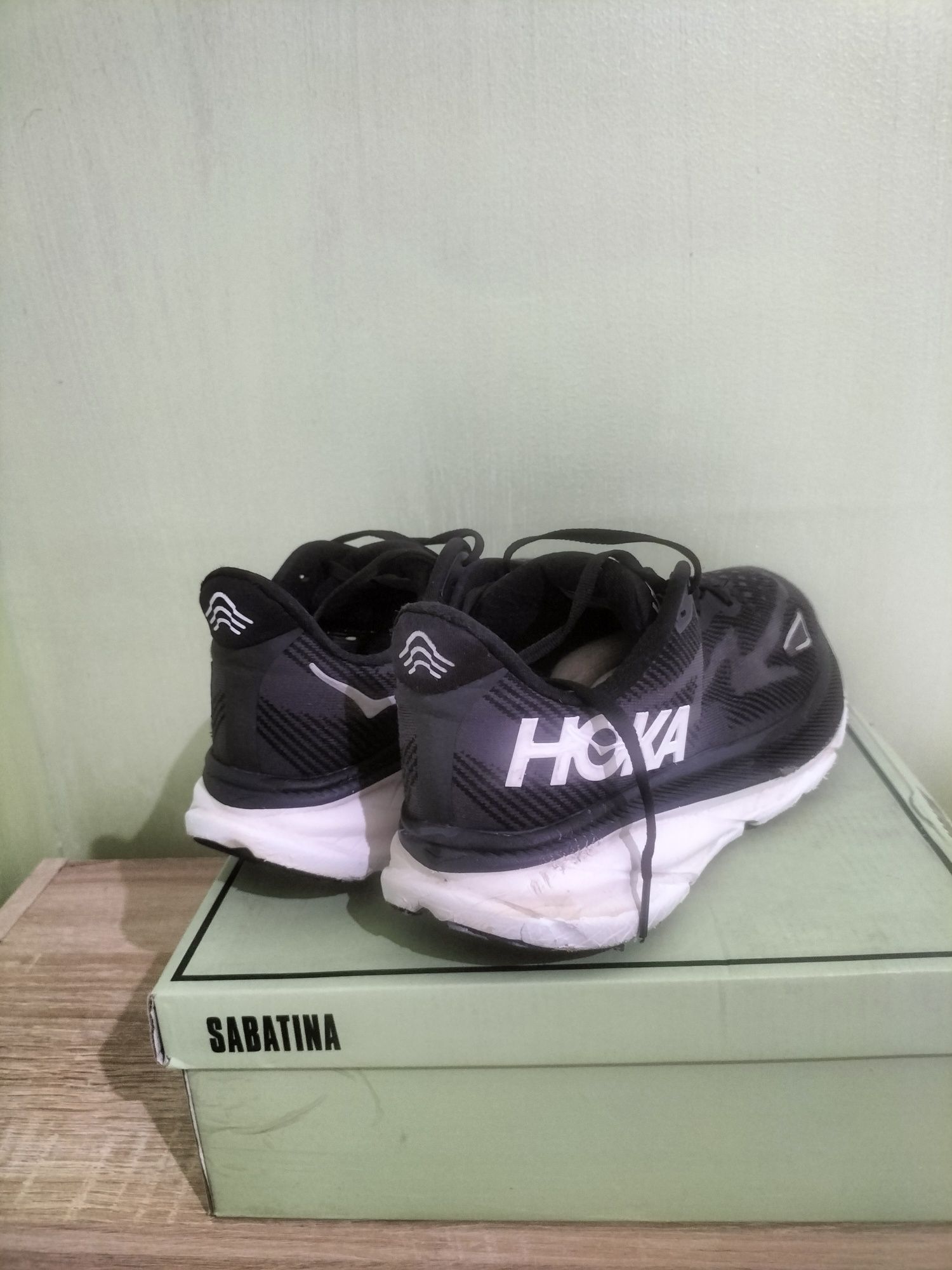 Buty hoka rozm 42 i 2.3