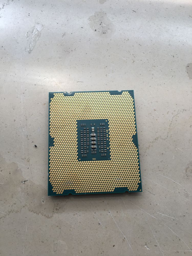 2x Procesor serwerowy Intel Xeon E5-2620V2 SR1AN 6x2.10GHz
