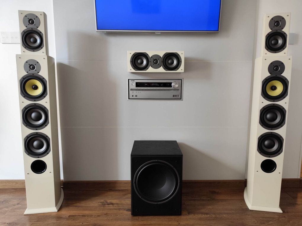 Kolumny M-Audio HRS-75 Piano Cream zestaw 5 głośników