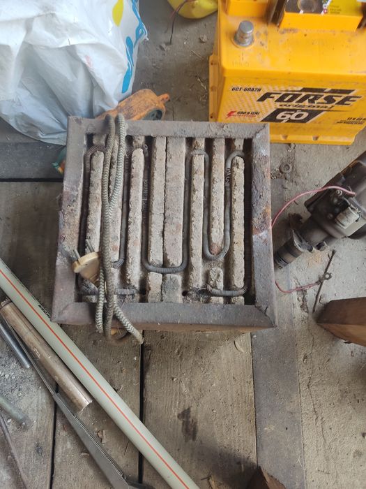 Продам плитку електричну.