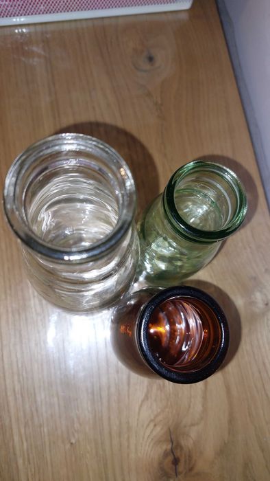 Stare butelki PRL po śmietanie na śmietanę