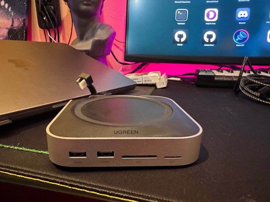 Док станція Ugreen cm841