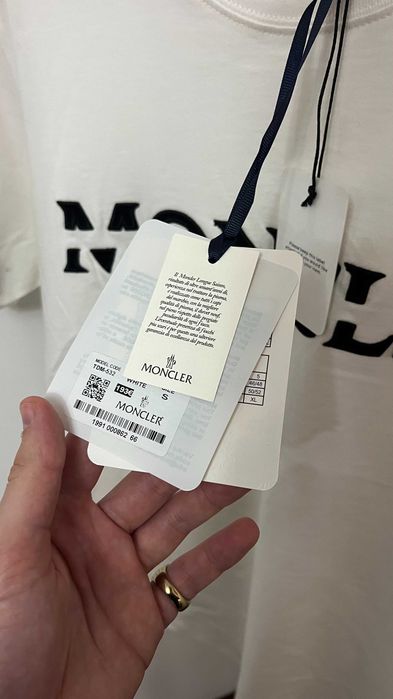 Tshirt Prada Branca - Tamanho S