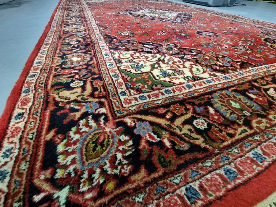 Automatyczna pralnia dywanów czyszczenie dywanów na wskros tapicerki