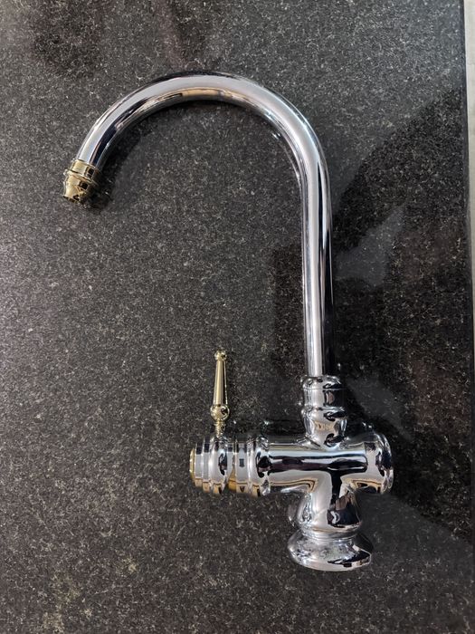 Смеситель кухня Supergrif